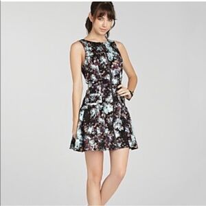 BCBGeneration Sz 4 Brûlée Sleeveless Twill Zipper Abstract Fit&flare Mini Dress